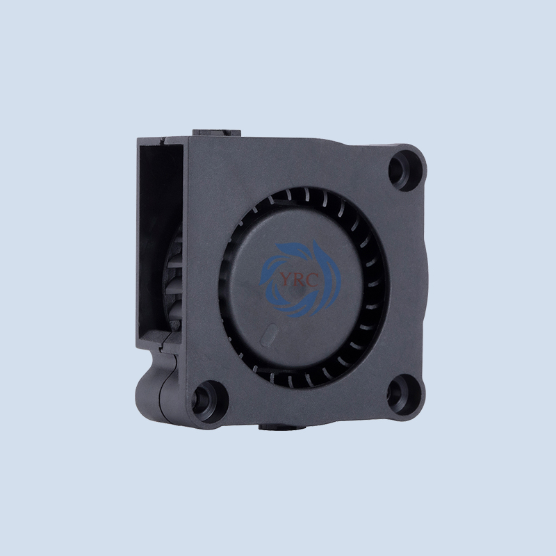 脫毛儀散熱風(fēng)扇尺寸全解析：選對(duì)規(guī)格讓性能與靜音兼得